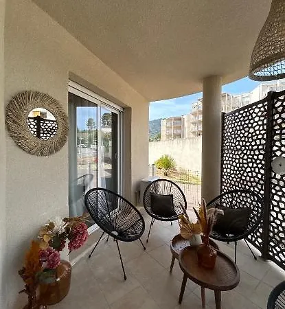 T2 Refait A Neuf Apartment *