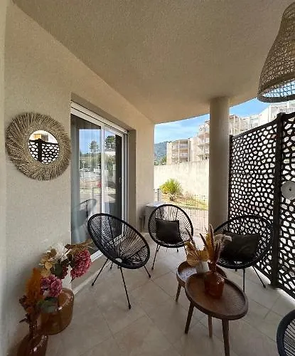 T2 Refait A Neuf Apartment *